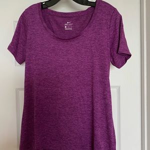 Medium Nike’s Women Dri-Fit Shirt